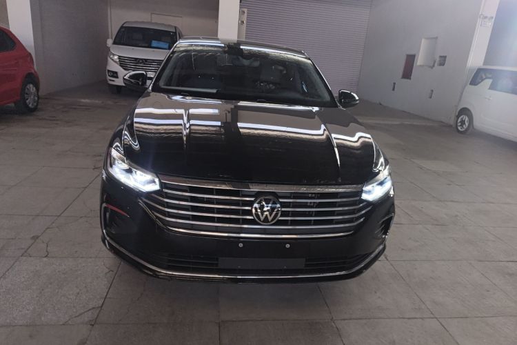 大众 朗逸 2024款 1.5L 自动五百万版车身外观2