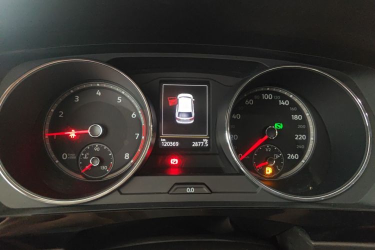 大众 途观L 2018款 330TSI 自动两驱豪华版中控内饰14