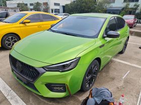 名爵 MG6 2020款 1.5T 自动Trophy豪华版