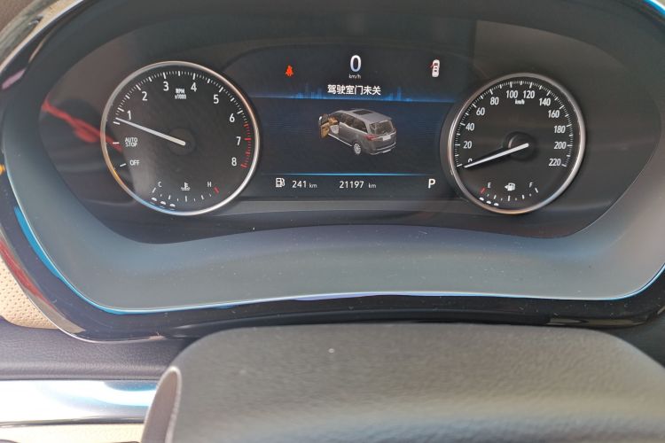 别克GL8 2023款 改款 陆上公务舱 豪华型中控内饰15