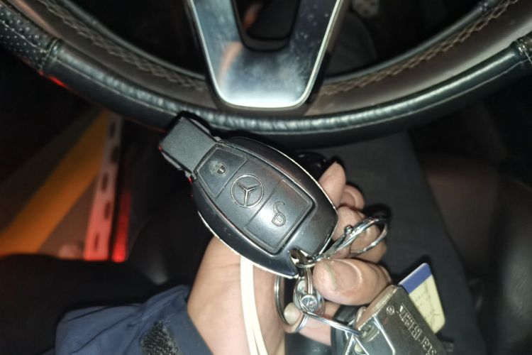 奔驰GLC 2016款 GLC 200 4MATIC中控内饰7001