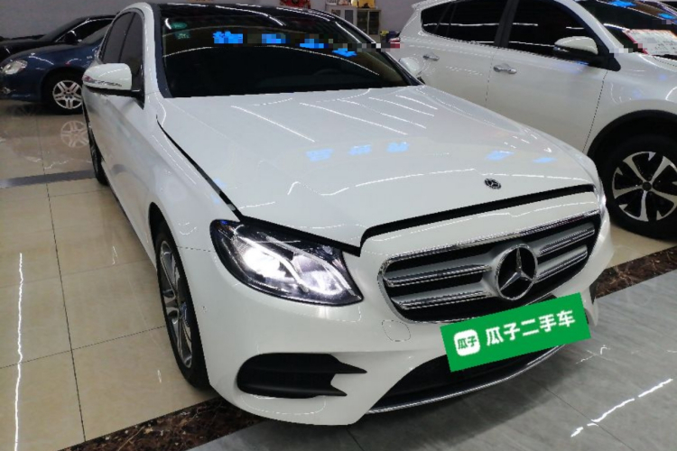 奔驰E级 2020款 改款 E 260 L 运动型车身外观6002