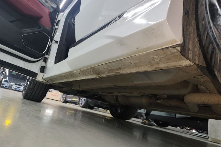 捷途X70 PLUS 2021款 1.6T DCT地PRO+ 7座局部细节9002