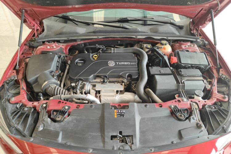 别克 君威 2017款 20T 精英型局部细节24