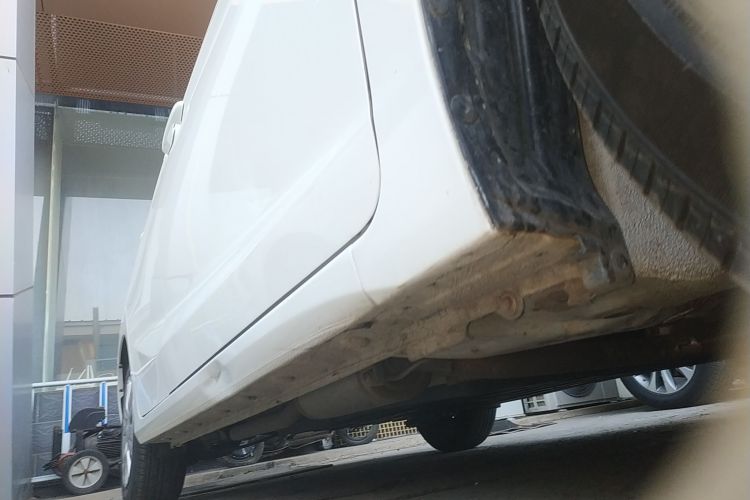 本田 飞度 2014款 1.5L LX CVT舒适型局部细节9001