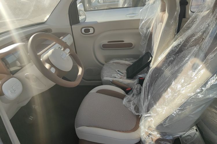 奔腾小马 2026款 222km 萌趣马 Plus中控内饰19