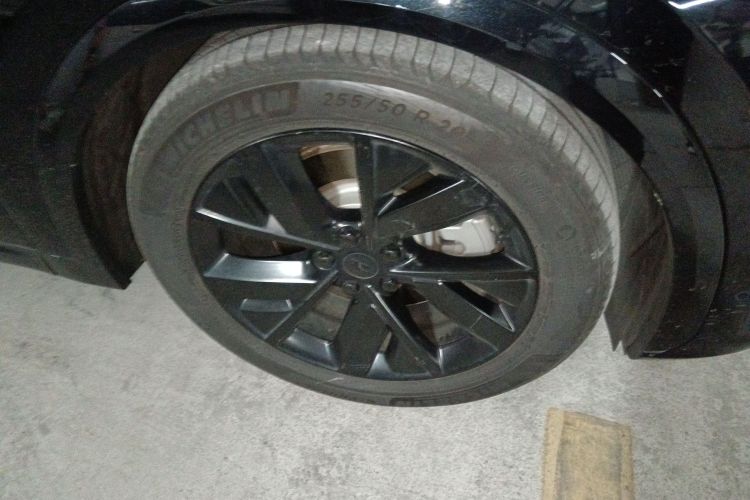 理想汽车 理想L7 2023款 Pro车身外观6007