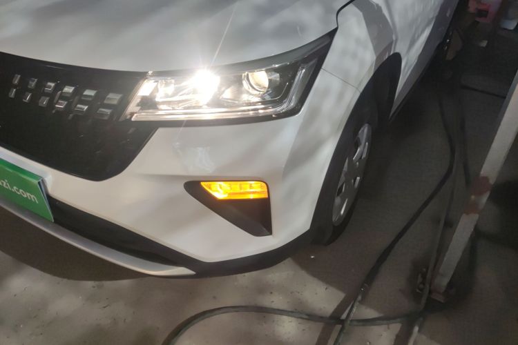 五菱汽车 五菱星驰 2022款 1.5L 手动自由型局部细节36