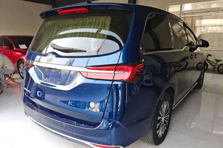 别克GL8 2023款 陆上公务舱 智慧尊贵型车身外观6005