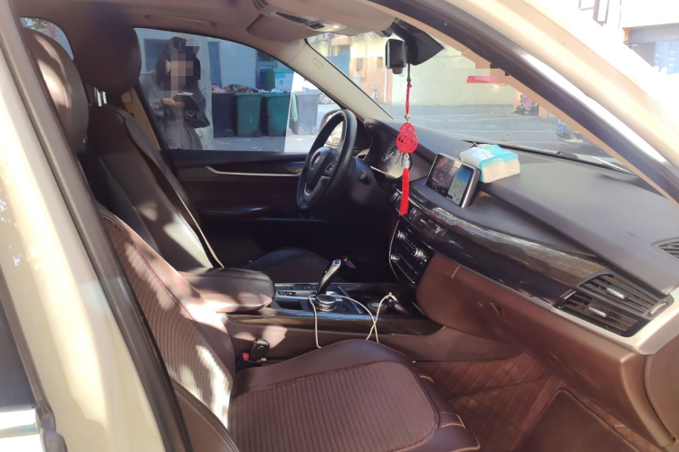 宝马X5(进口) 2014款 xDrive35i 豪华型局部细节9005