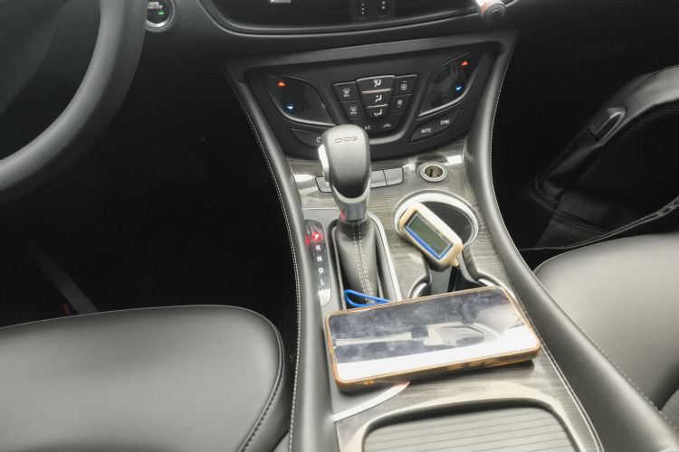 别克 昂科威 2020款 20T 两驱领先型局部细节18