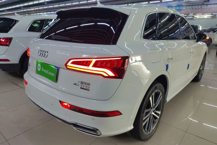 奥迪Q5L 2020款 改款 40 TFSI 荣享时尚型车身外观7
