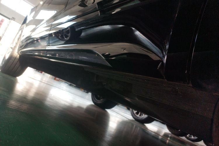 奥迪Q5L 2025款 45周年典藏版 40 TFSI 豪华动感型局部细节9002