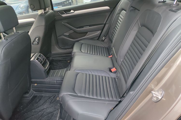 大众 迈腾 2018款 330TSI DSG 领先型中控内饰7004