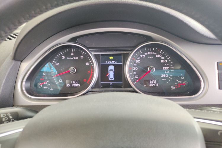 奥迪Q7 2015款 35 TFSI 进取型局部细节14