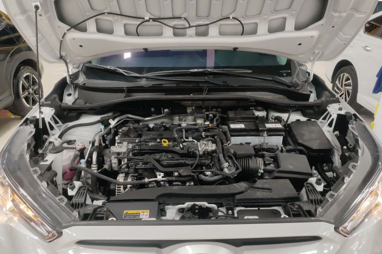 丰田 锋兰达 2024款 2.0L CVT精英plus版机舱底盘24