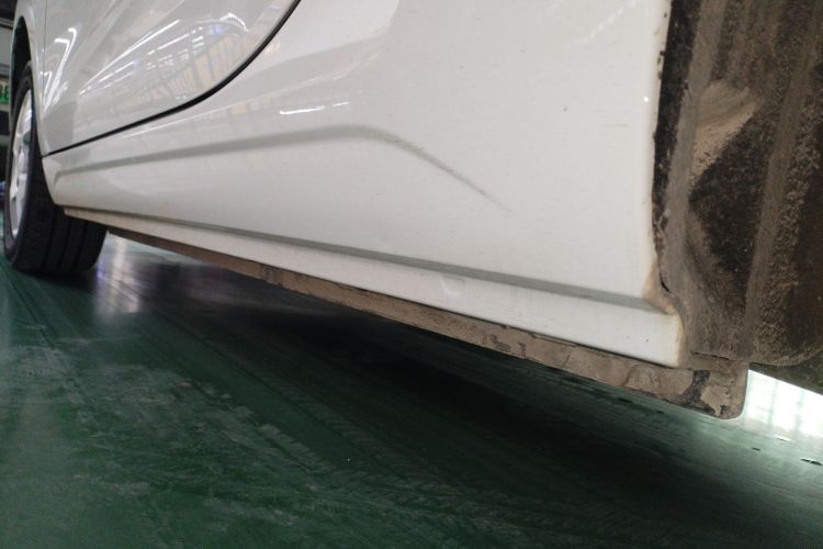 荣威 科莱威CLEVER 2021款 302km卓越版局部细节9002