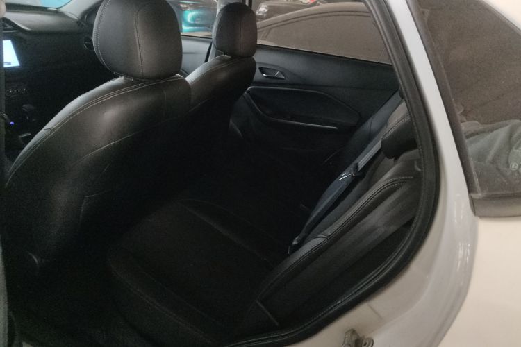 奇瑞 瑞虎3X 2020款 质享版 1.5L CVT豪华版中控内饰7004