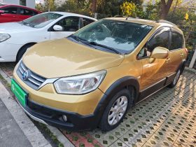 启辰R50X 2013款 1.6L 自动版