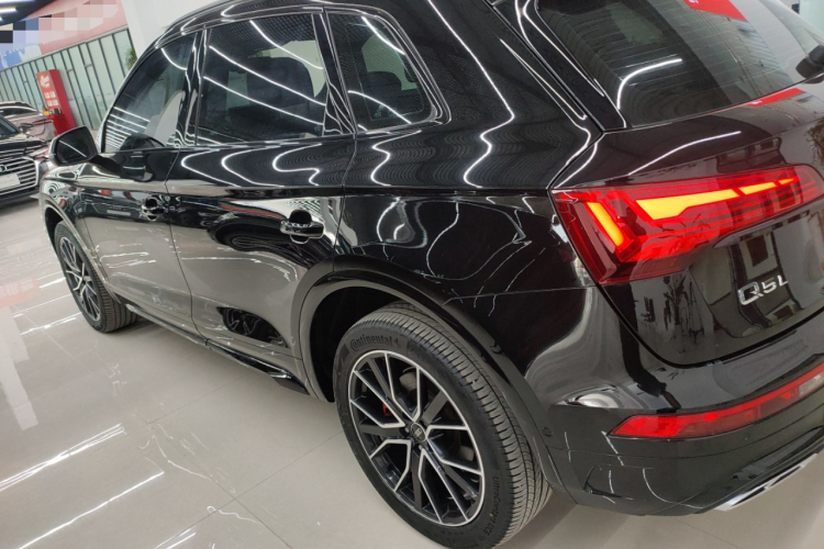 奥迪Q5L 2024款 45 TFSI 豪华动感型车身外观6003