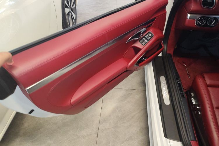 保时捷718 2020款 Boxster 2.0T中控内饰7008