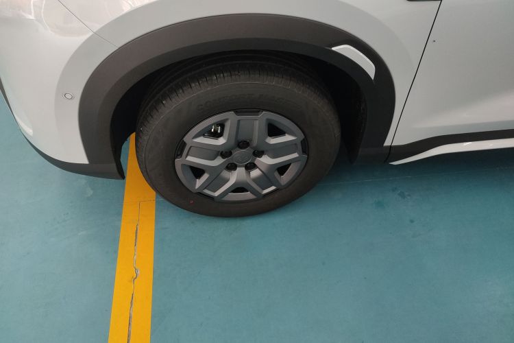 比亚迪 元UP 2025款 智驾版 401KM 活力版车身外观6007