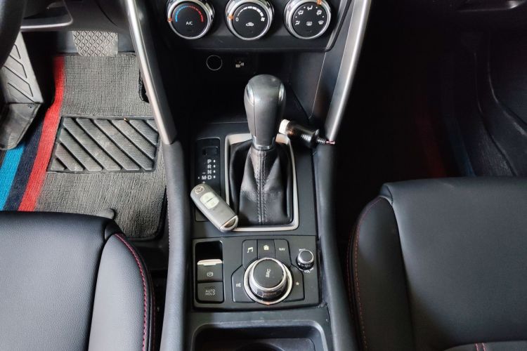 马自达CX-4 2016款 2.0L 自动两驱蓝天活力版局部细节18