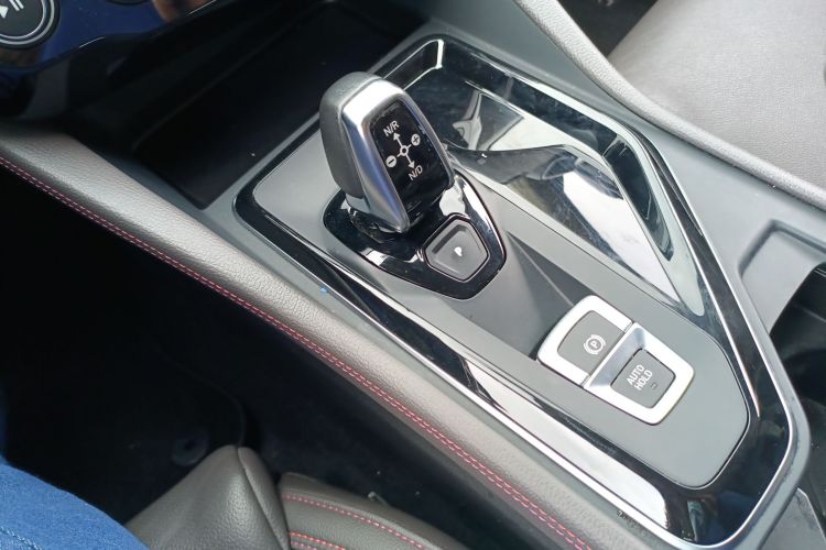 领克02 2020款 1.5T DCT两驱耀版局部细节18