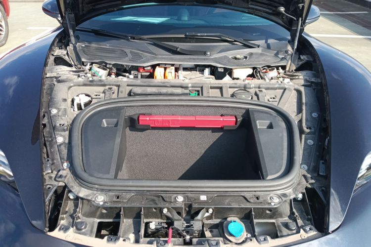 保时捷 2022款 改款 Taycan机舱底盘24