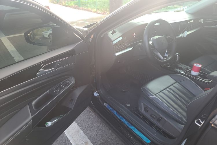 大众 帕萨特 2023款 330TSI 星空精英版中控内饰20