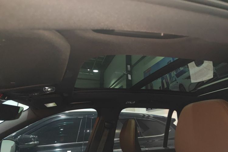 沃尔沃XC90 2022款 B6 智逸豪华版 7座中控内饰22