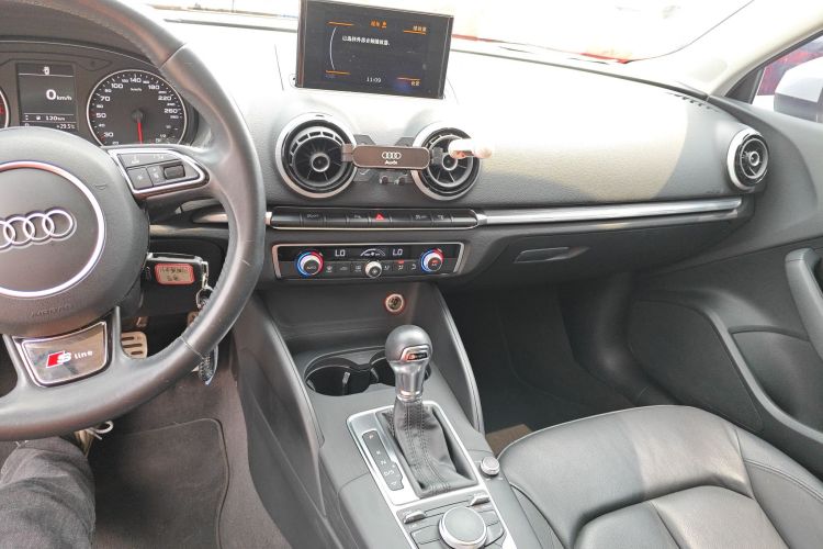 奥迪A3 2016款 Limousine 35 TFSI 风尚型局部细节16