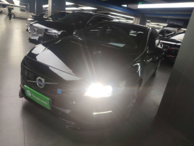 沃尔沃V60 2017款 2.0T Polestar