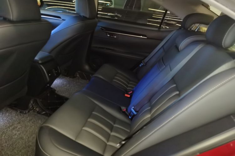 雷克萨斯ES 2015款 200 精英版中控内饰21