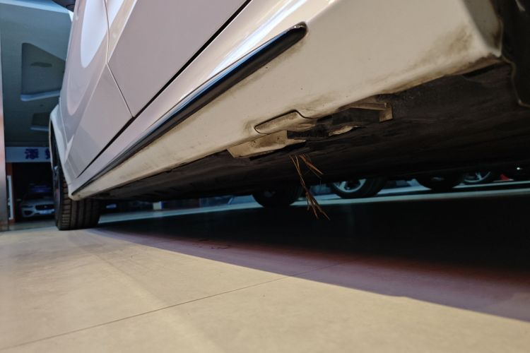 奔驰C级 2021款 C 260 星耀臻藏版局部细节9002