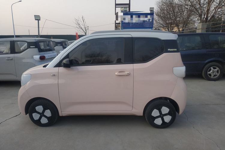 五菱汽车 宏光MINIEV 2024款 第三代 215km 进阶版车身外观4