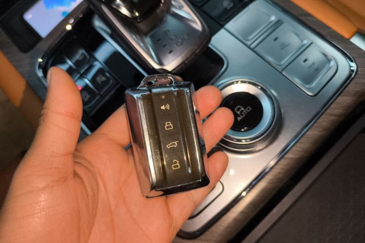 坦克500 2022款 3.0T 商务版 登峰型 7座中控内饰11