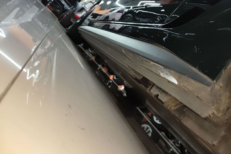 宝马i4 2023款 eDrive40局部细节9001