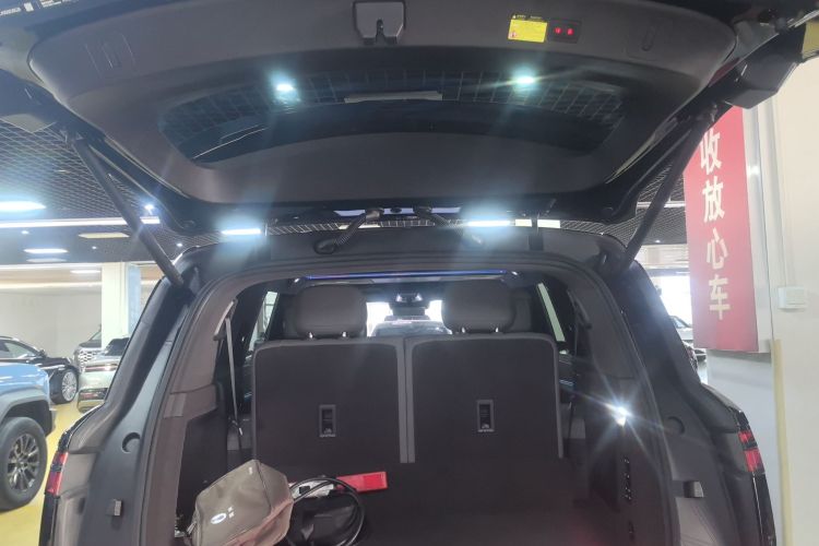 腾势N9 2025款 旗舰型机舱底盘23