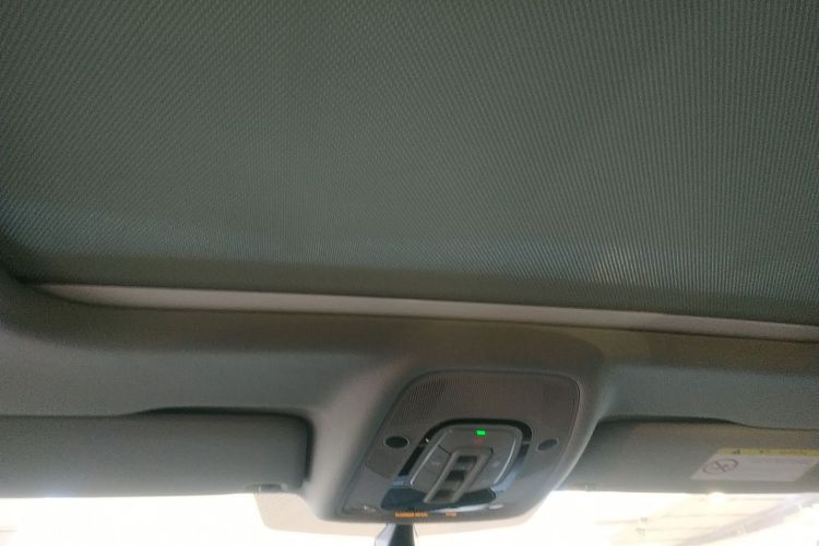 奥迪A4L 2025款 200万辆悦享版 40 TFSI 时尚动感型局部细节22