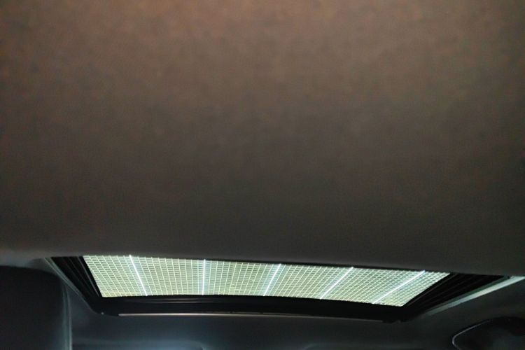 丰田 雷凌 2021款 185T CVT豪华版局部细节22