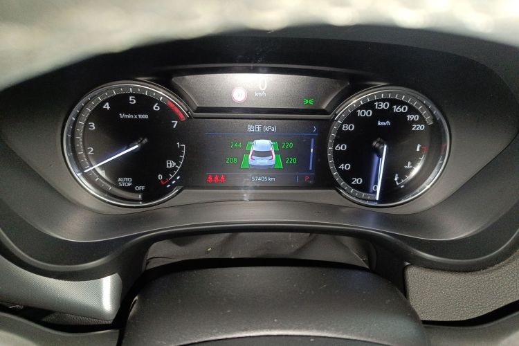 凯迪拉克XT4 2020款 改款 28T 两驱豪华型中控内饰14