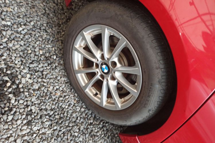 宝马3系 2016款 316i 时尚型车身外观6003