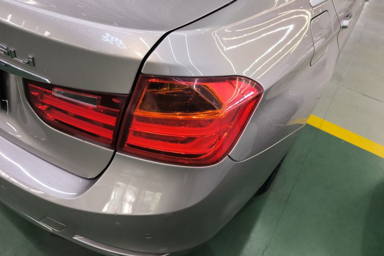 宝马3系 2015款 316Li 时尚型车身外观6006