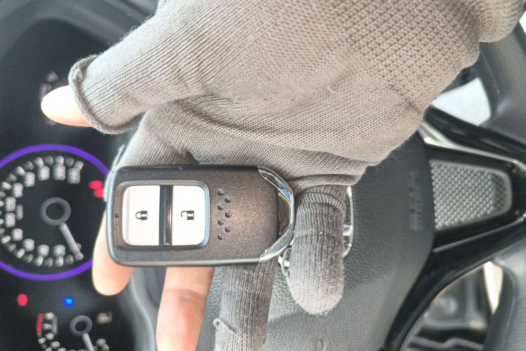 本田 缤智 2017款 1.8L CVT两驱先锋型中控内饰7001