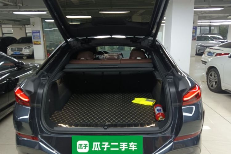 宝马X6 2020款 xDrive40i M运动套装机舱底盘23