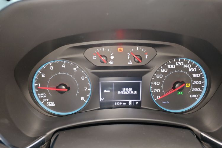 雪佛兰 探界者 2018款 535T 自动驰界版中控内饰14