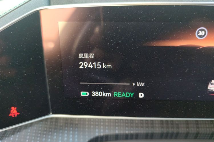 极氪001 2023款 ME版 100kWh中控内饰15