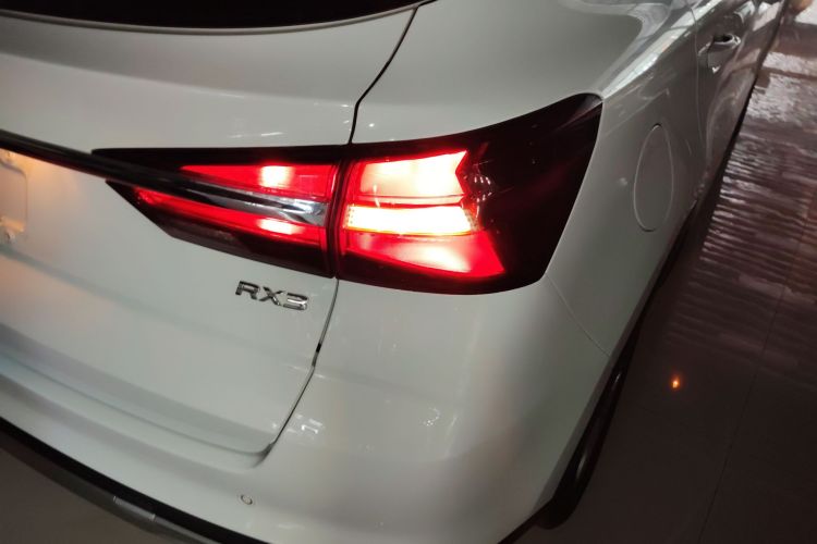 荣威RX3 2020款 1.6L 手动超爽进取版车身外观6006