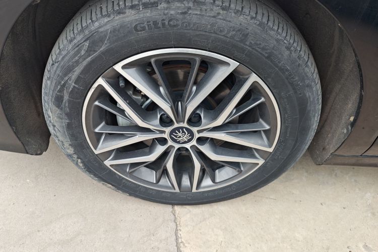 比亚迪 秦PLUS 2021款 DM-i 55KM 旗舰型车身外观6007